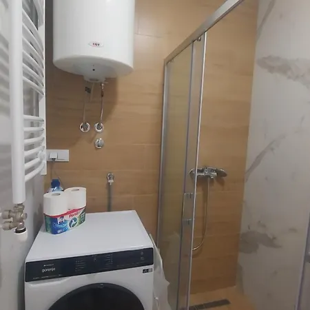 Lux * ノヴィ・サド